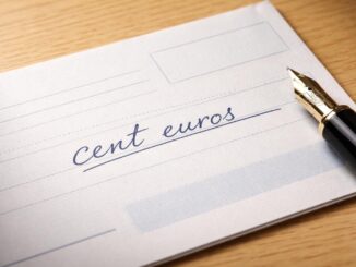 découvrez comment écrire correctement cent euros en lettres pour un chèque en respectant les normes françaises. guide pratique pour éviter les erreurs et assurer la validité de vos paiements.