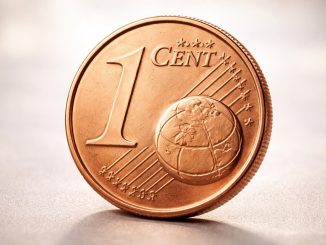 découvrez comment identifier une pièce de 1 centime rare et précieuse avant de procéder à son évaluation. apprenez les critères clés pour reconnaître sa valeur unique.